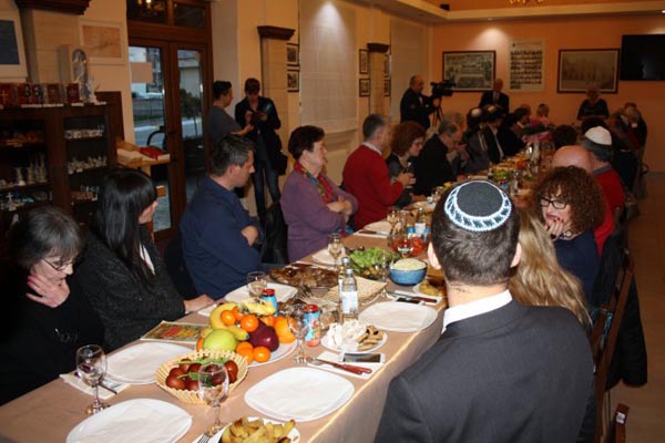 židovi i franjevci večera