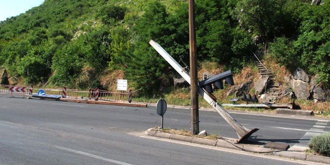 Mostar, semafor, bulevar