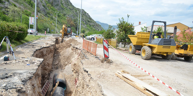kolektori, izgradnja, Neretva, Radobolja, kolektori, Ljubo Bešlić, Mostar, rekonstrukcija ulica, rekonstrukcija