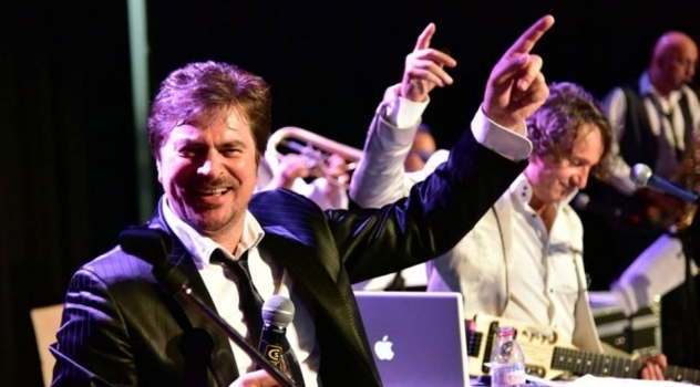 bijelo dugme, goran bregović, alen islamović, Grupa Zoster, Zoster, mladen vojičić tifa, alen islamović, bijelo dugme