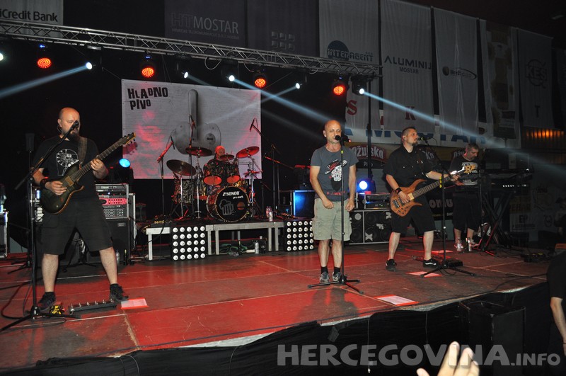 dani studentskog zbora, Sveučilište u Mostaru, Hladno pivo