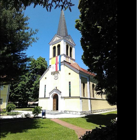 Papa Franjo u BiH , Papa Franjo, Sarajevo, bošnjački mediji, federalni mediji