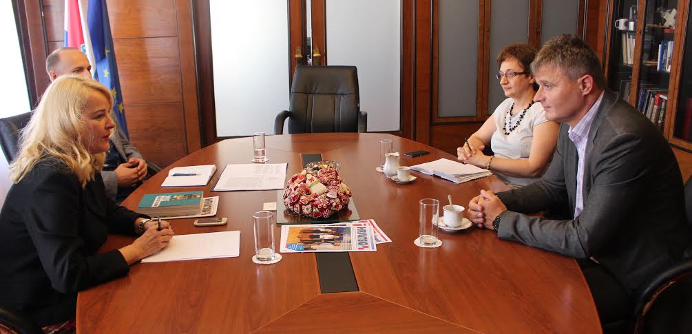 Daria Krstičević, Mađarska