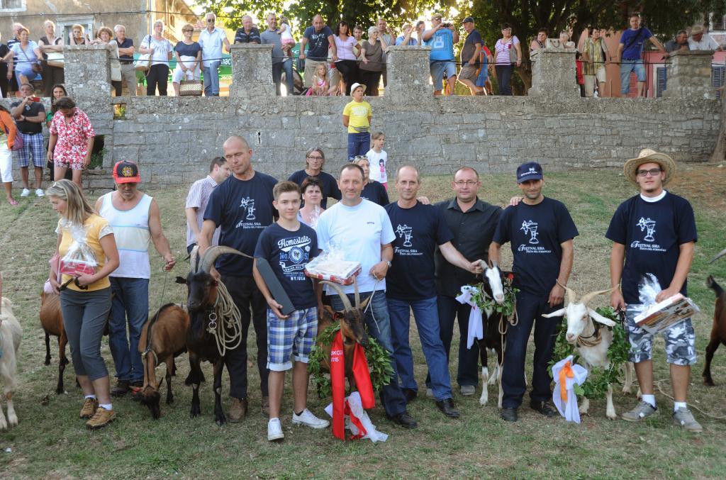 koze, najkoza i najprč, francuska alpina, kozarstvo