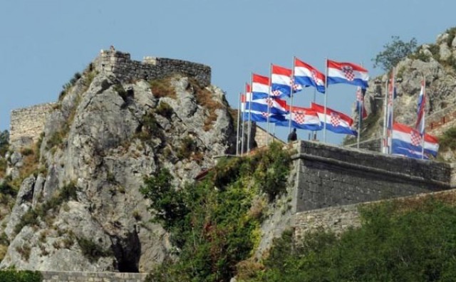 Image result for stina hrvatska zastava