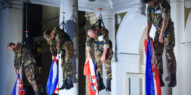 oluja, Oliver Frljić