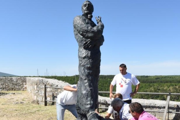 dr. Franjo Tuđman, knin