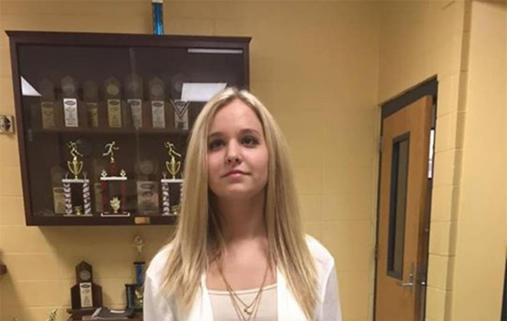 škola, odjeća, ravnatelj