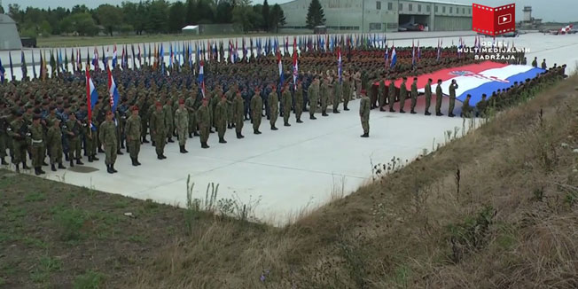 mimohod, Kolinda Grabar Kitarović