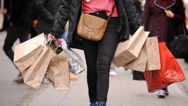 glupost, Novac, trošenje