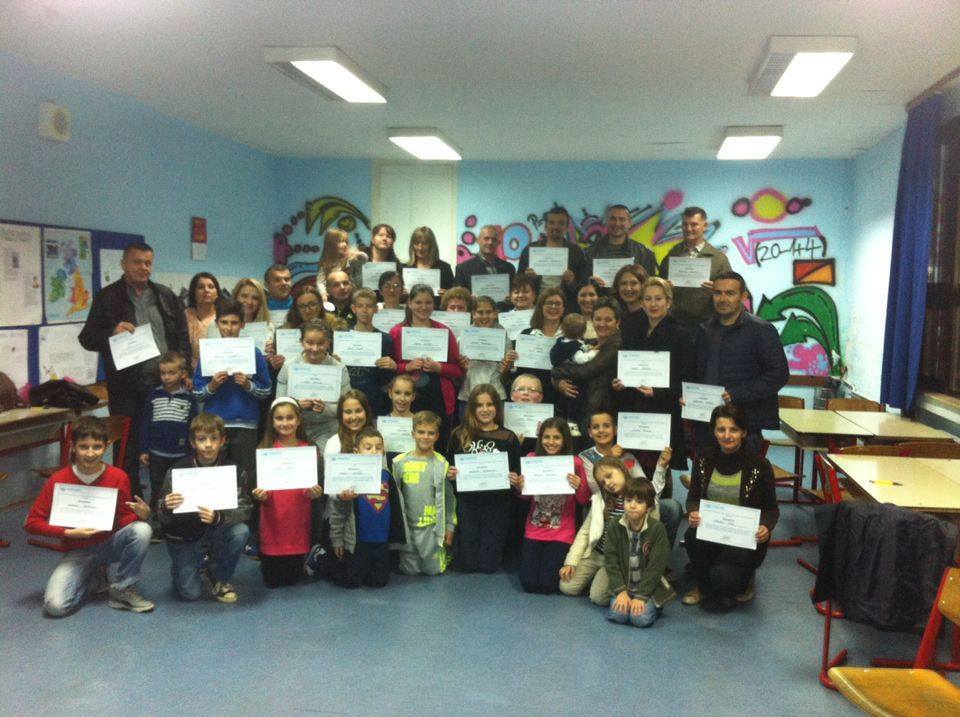 oš ivana gundulića, projekt, obitelj