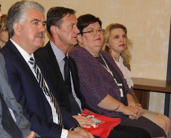 Mostar, zemlja, Sveučilište Mostar