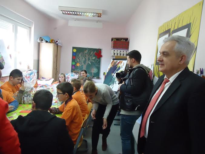 Los Rosales Mostar, Ljubo Bešlić, djeca s posebnim potrebama, Mostar