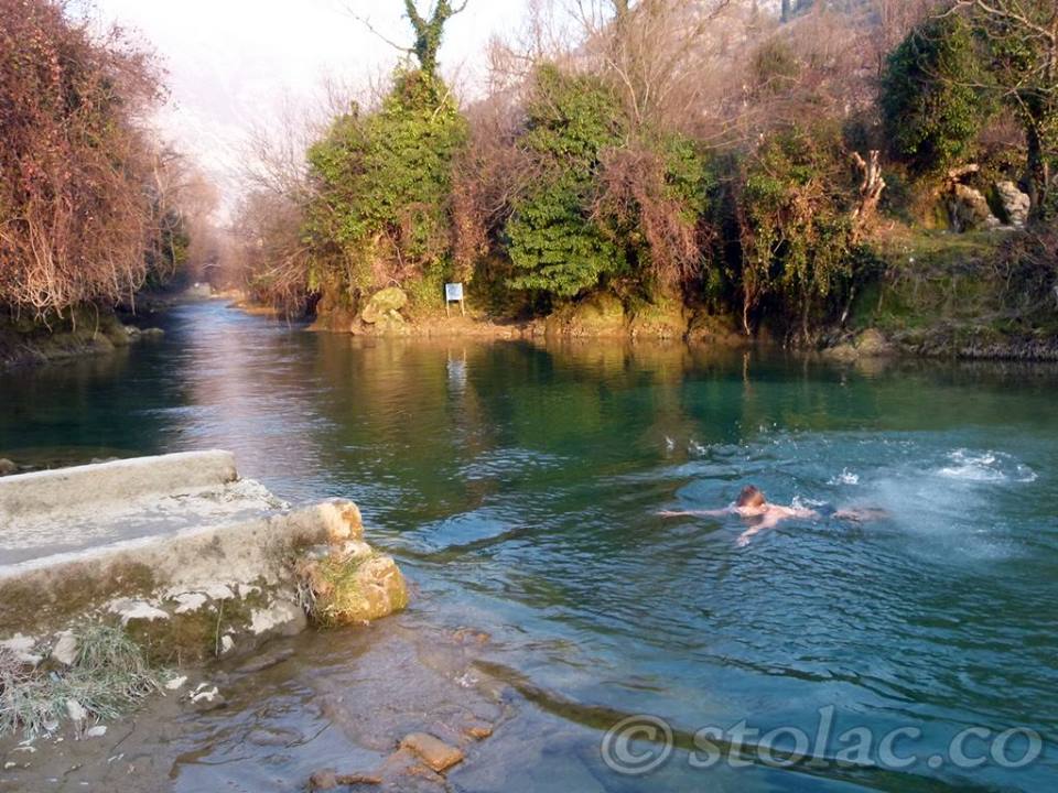 Bregava, kupanje, prosinac, Stolac