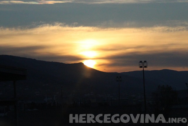 izlazak sunca, Mostar