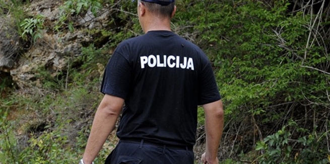 policija