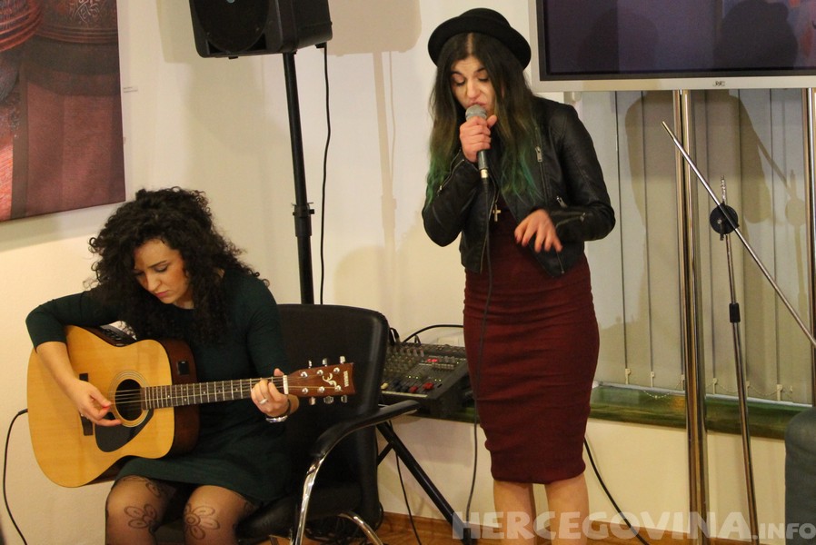 pjesnici, Galerija Aluminij, Mostar