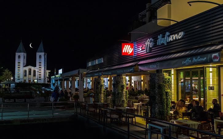 dan žena, Villa Regina, Međugorje, vinoteka, Villa Regina, Međugorje, Wine Bar Regina Međugorje, Wine Bar Regina, Wine Bar Regina Međugorje, Wine Bar Regina, TRS vina, promocija, Wine Bar Regina Međugorje, Wine Bar Regina, Međugorje, Wine Bar Regina, Wine Bar Regina Međugorje, Wine Bar Regina, Wine Bar Regina Međugorje, klapa Campanel, Wine Bar Regina Međugorje, Nova godina, Wine Bar Regina, Wine Bar Regina Međugorje, dan žena, Wine Bar Regina Međugorje, Wine Bar Regina