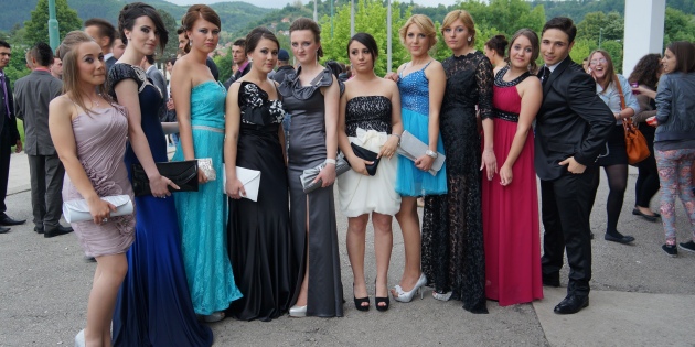 Mostar, matura, maturalna zabava, maturalna večer, maturantice, maturanti