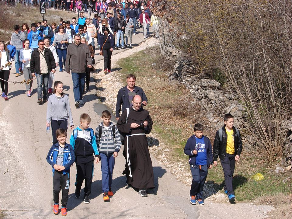 put križa, Crne lokve, ljubotići