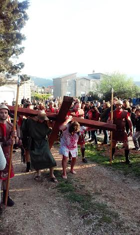 Neum, Pasija, prikaz