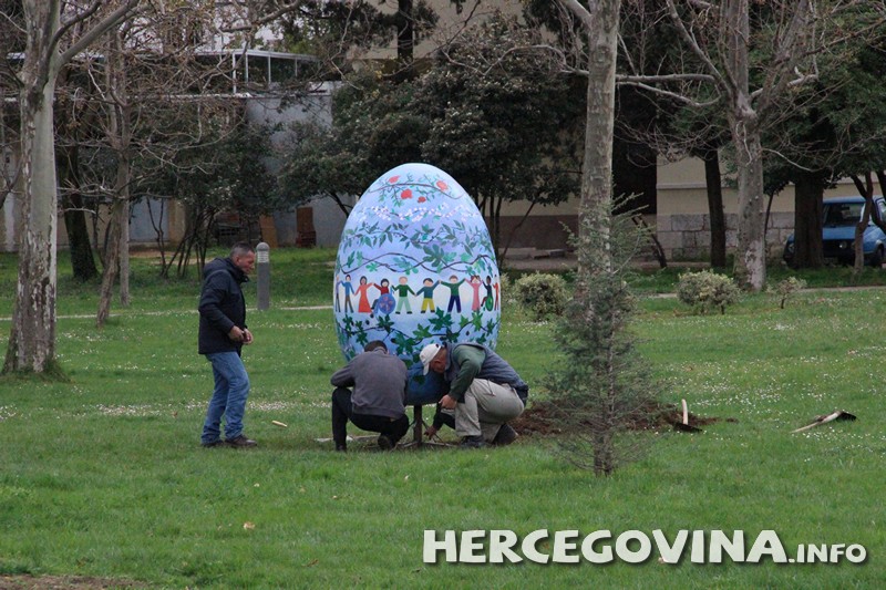 Mostar, park zrinjevac mostar, mostarski park zrinjevac, pisanica, vedri osmijeh, pisanica, Mostar, park Zrinjevac