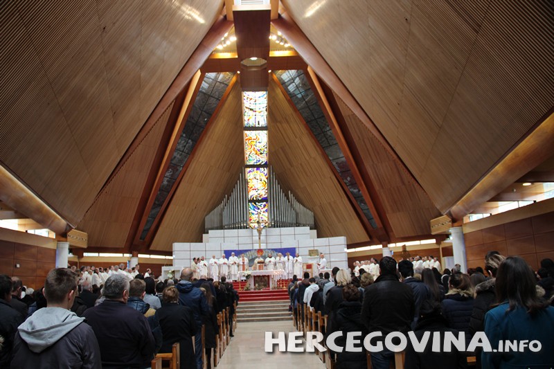 veliki četvrtak, katdrala, Mostar, biskupski ordinarijat mostar, katedrala, koncert, Uskrs