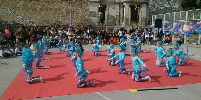 Mostar, Dječji vrtići, društvo