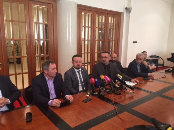 Pero Ćorić, ivan tepeš, Vesna Pusić