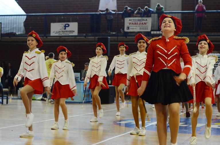 Lino, višebojac, Lino višebojac, Čapljina