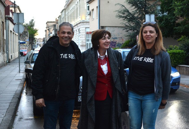 Mrtve ribe plivaju na leđima, film, Mostar