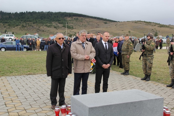 Hrvoje Niče , Kupres, hsp ante starčević