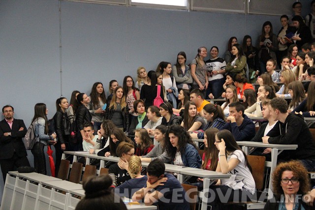 Smotra Sveučilišta u Mostaru, Ljerka Ostojić, HŠK Zrinjski, titula