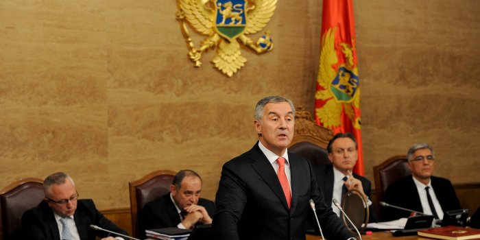 milo đukanović, Crna Gora zemlja