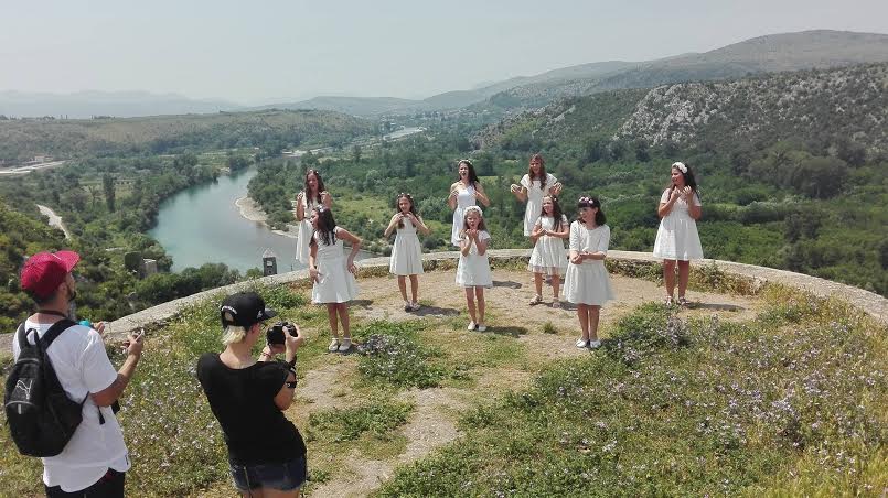 PS B-Dance, B-Dance, spot