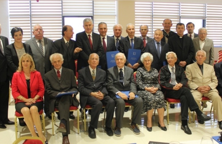 HAZU BiH, hrvatski jezik