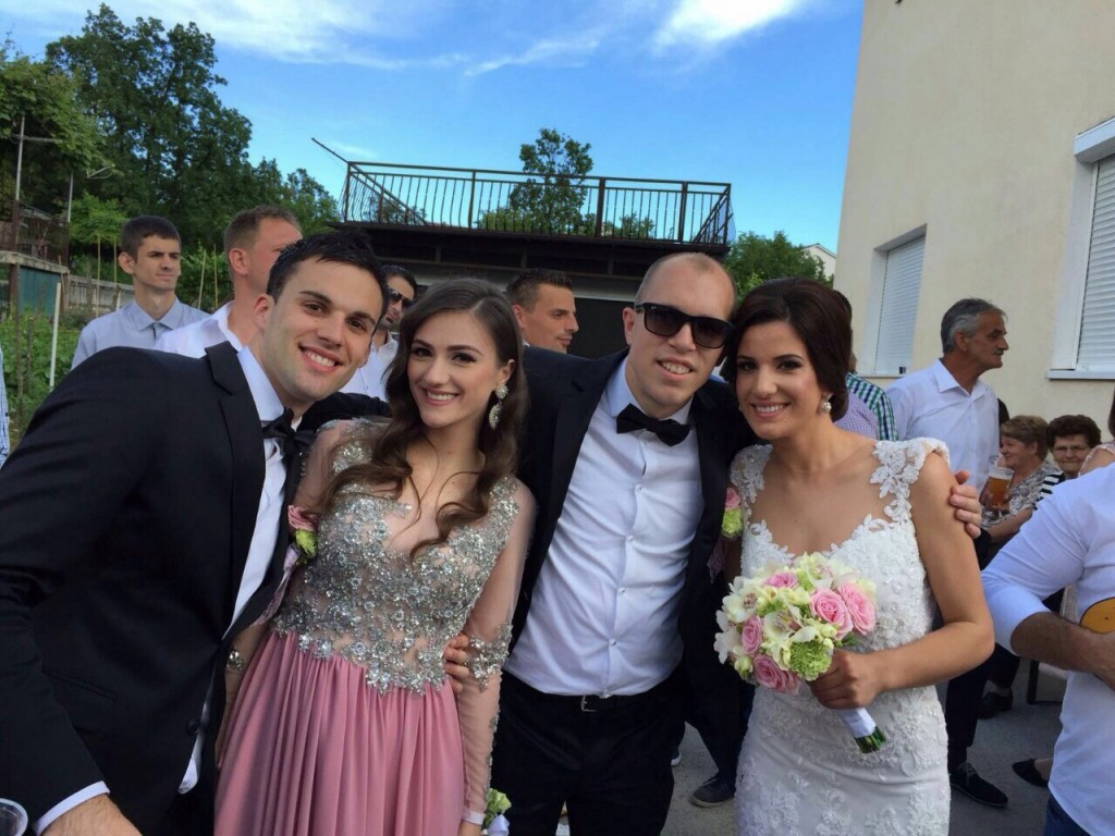 Tomislav Tomić, ženidba