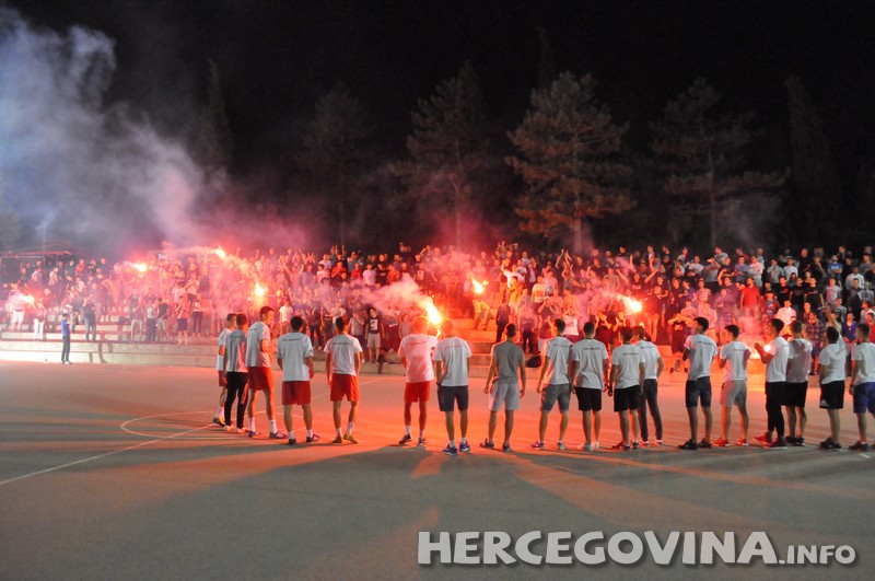 volim te bola, KN Ultras, Ultras, Ultras - Zrinjski, Ultras Zrinjski Mostar, navijači, hrvatski navijači, Stadion HŠK Zrinjski, navijači, volim te bola, Ultras - Zrinjski