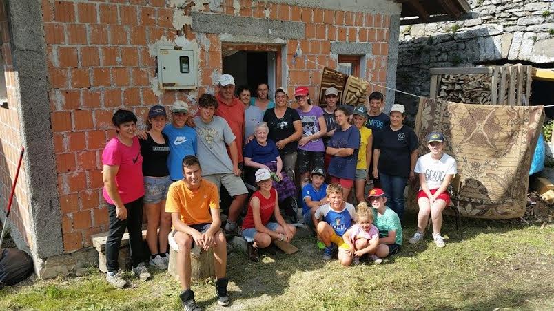 bosansko grahovo, kamp