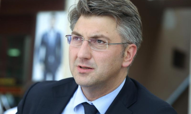 Andrej Plenković, predsjednik HDZ-a, HDZ, Udruga dragovoljaca i veterana domovinskog rata, Andrej Plenković, Andrej Plenković, HSP AS H, Andrej Plenković, Andrej Plenković, Slobodan Praljak, Andrej Plenković, Mostar, Andrej Plenković, BIH