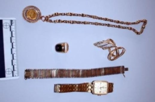 javni apel građanima, Kradljivica , ukradeni zlatni nakit, zagrebačka policija 