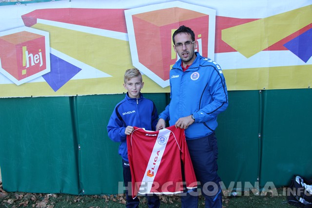 stopama pobijenih, !hej Liga, HŠK Zrinjski