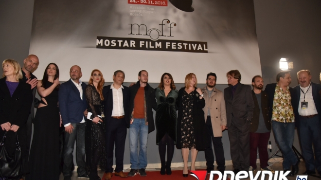 mostar film festival, Mrtve ribe plivaju na leđima