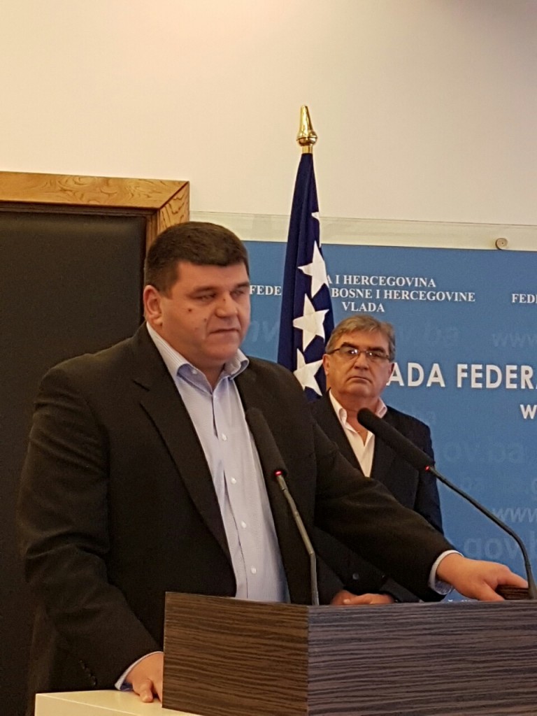 omer sikira, dubravko pervan, ugovor, nermin džindić