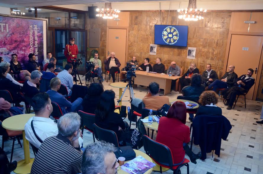 HNK Mostar, Mrtve ribe plivaju na leđima, Brčko