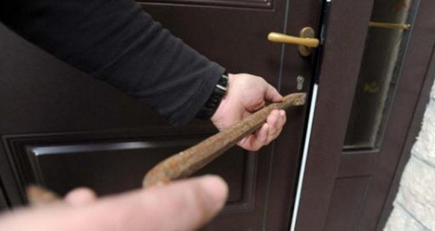 Grude, ružići, krađa