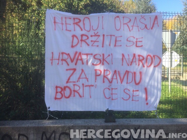 Mostar, Orašje, parola