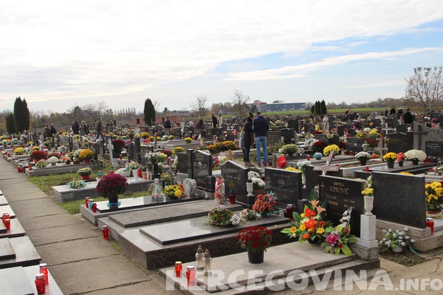 Svi sveti, blagdan svi sveti, Vinkovci, Dušni dan, Svi sveti, blagdan svi sveti