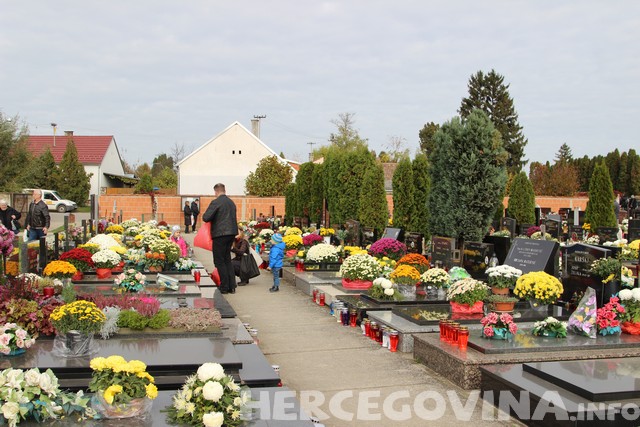 Svi sveti, blagdan svi sveti, Vinkovci, blagdan svi sveti, Svi sveti