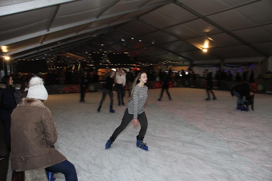 advent, Advent u Mostaru, klizanje
